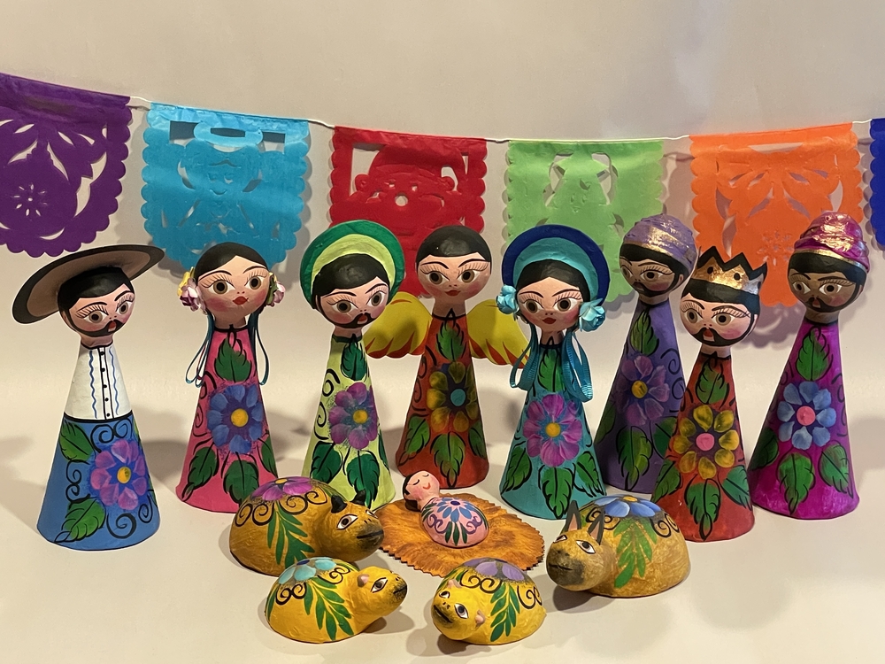 Colorful Mexican Nativity, Thirteen Pieces Mexican Nativity Sets