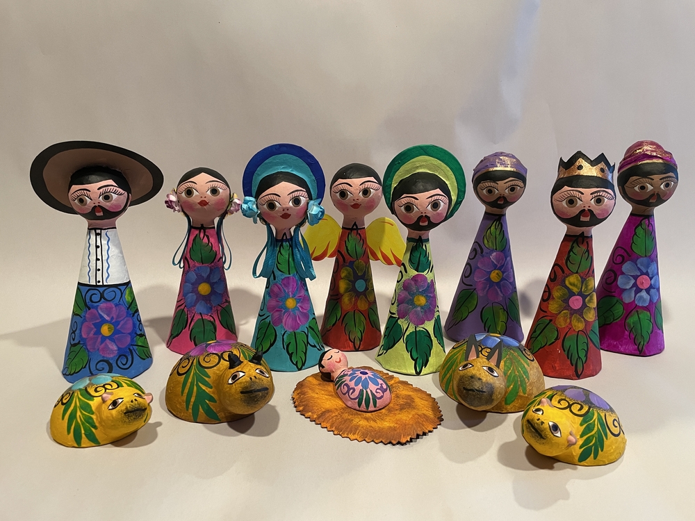Colorful Mexican Nativity, Thirteen Pieces Mexican Nativity Sets