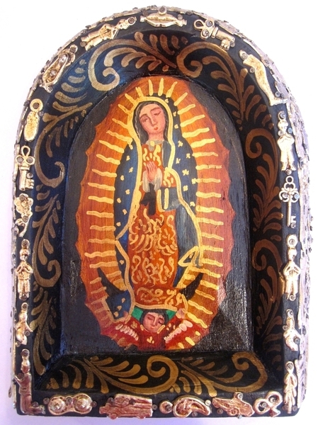 Guadalupe Batea, Black | Milagro Woodcarvings