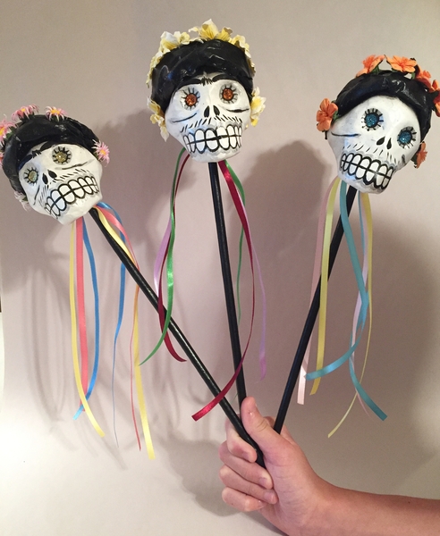 Frida Maraca, S/2 | Day of the Dead Shakers (Maracas)