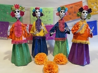 Image PM Frida Catrina in Traditional Clothing, S/2